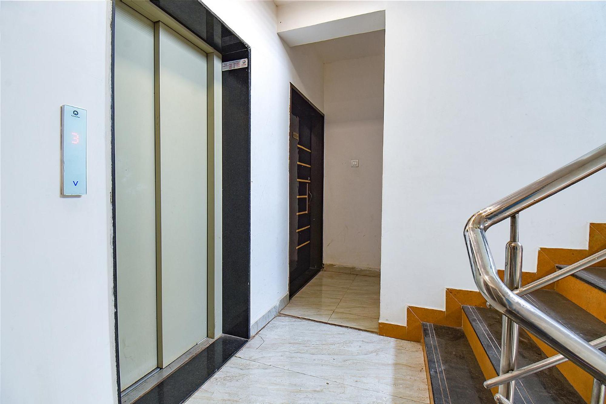 Fabhotel M S Hospitality Poona Buitenkant foto