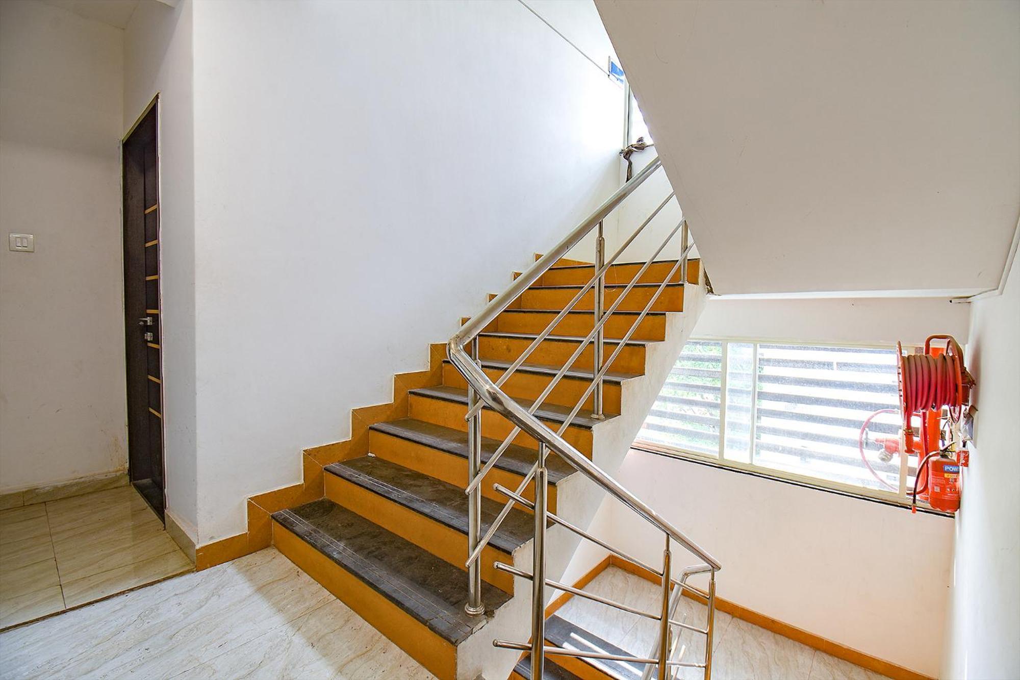 Fabhotel M S Hospitality Poona Buitenkant foto